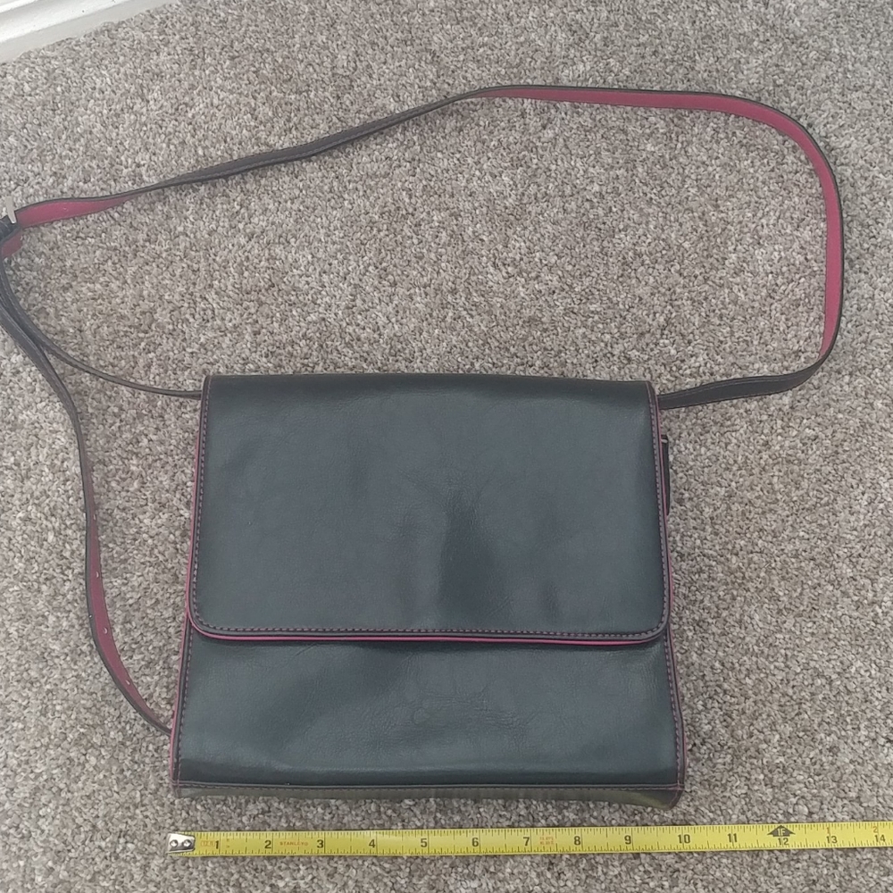 Liz Claiborne purse